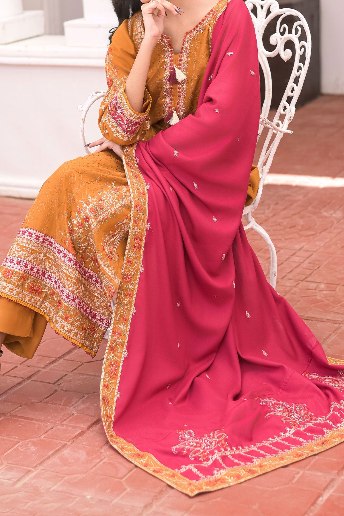 WOMEN'S-3 PIECE EMBROIDERY DHANAK| DH-32