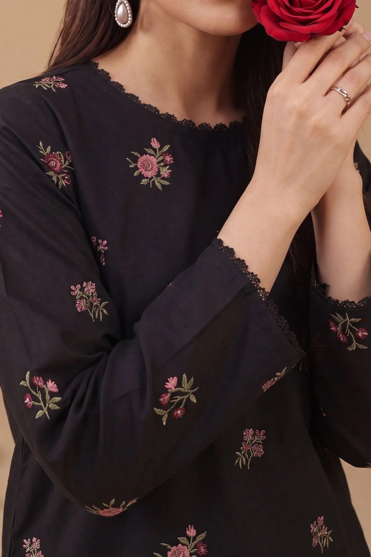 WOMEN'S-2 PIECE EMBROIDERY COTTON | CTN-472