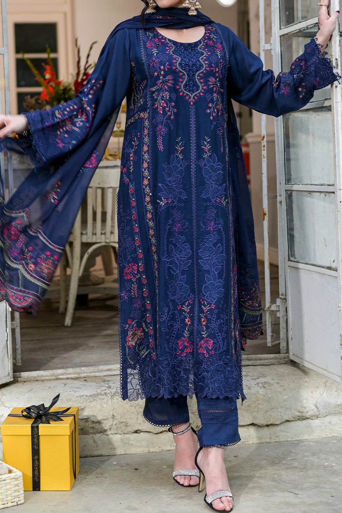 WOMEN'S-3 PIECE EMBROIDERY VISCOSE | VS-597